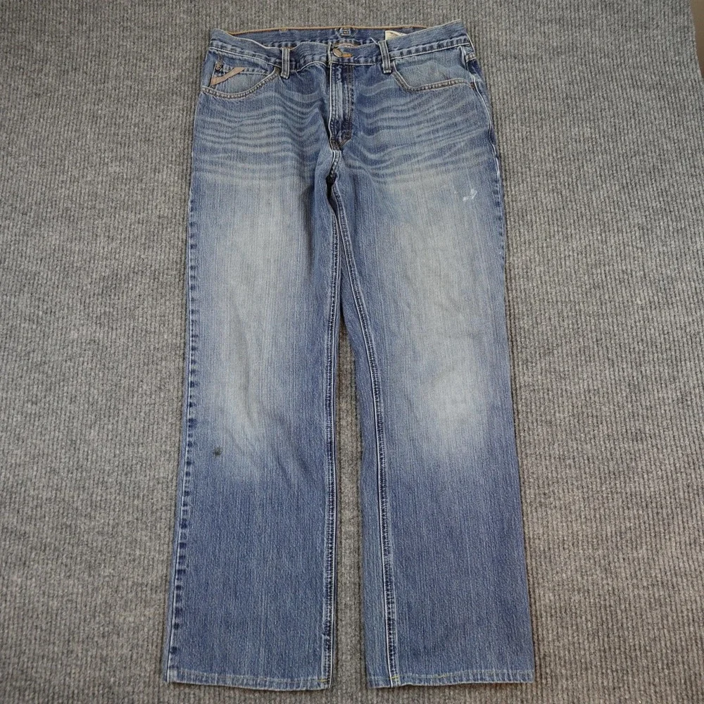 Ariat Jeans Mens 36x36 (34x30) Blue Medium Wash Relaxed Straight Denim